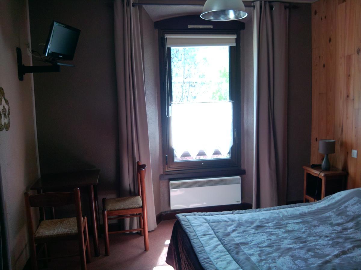 Hotel La Gare L'Argentiere-la-Bessee Luaran gambar
