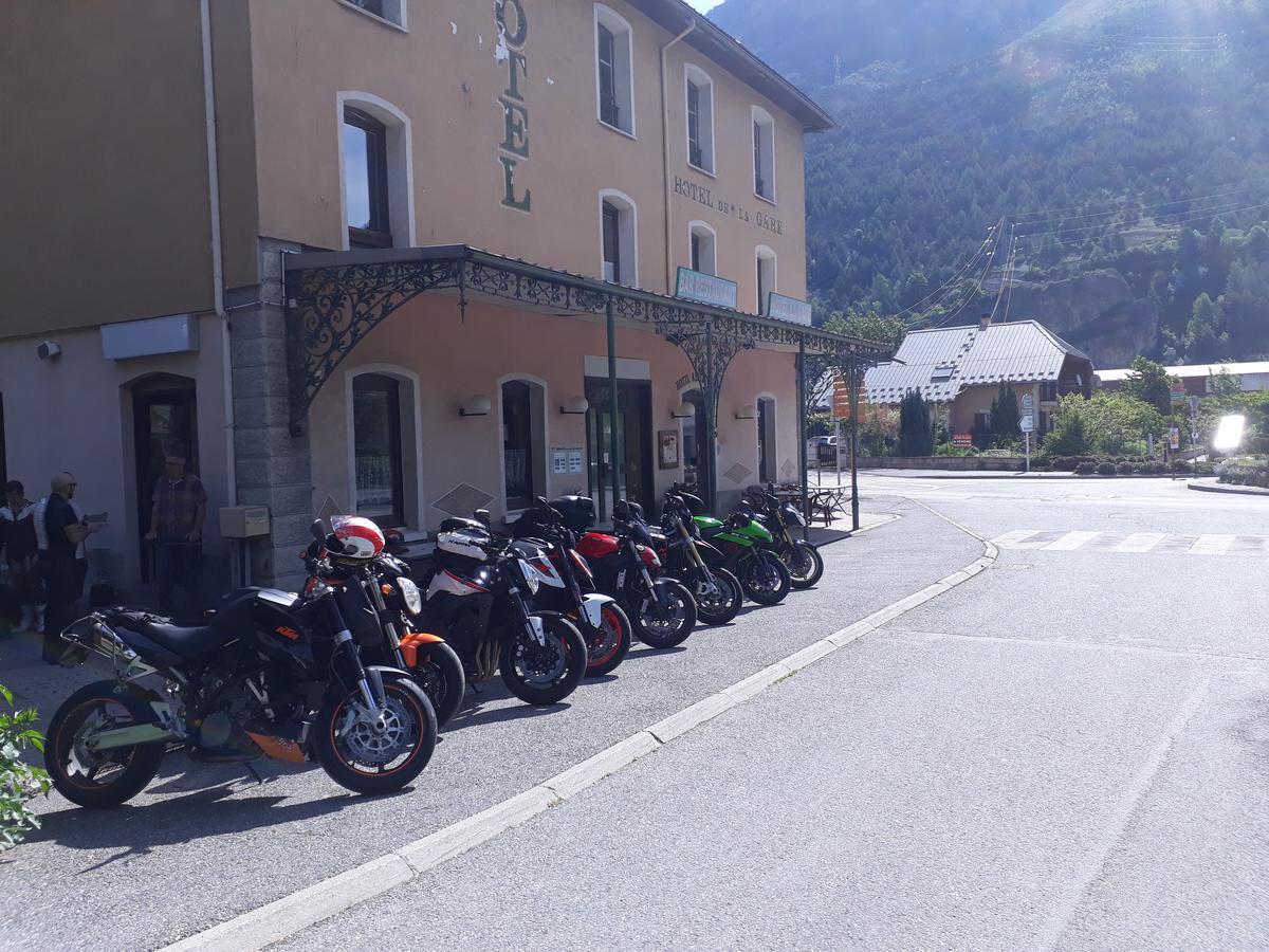 Hotel La Gare L'Argentiere-la-Bessee Luaran gambar